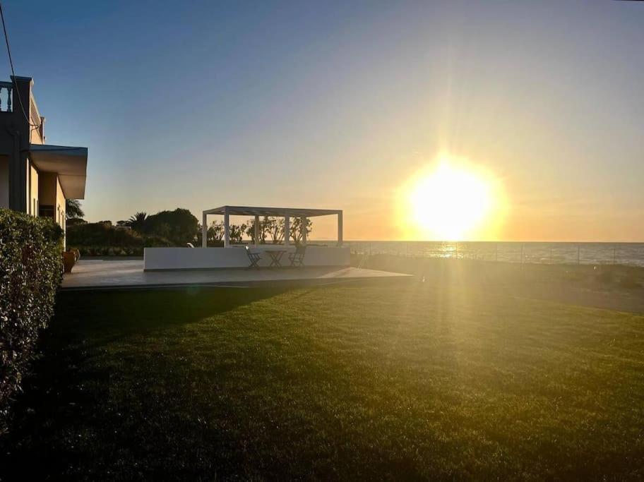 Lambou Beach Sunset Soroni Exterior foto